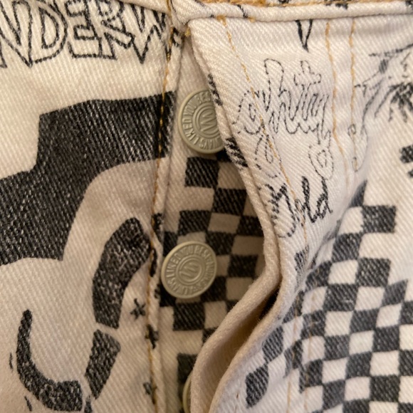 Mother The Vagabond Cuff Shorts Unwritten Rules Off White Graffiti 24 - Picture 2 of 4